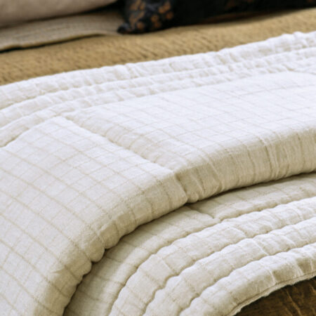 Natural Linen Comforter TOBIISHI
