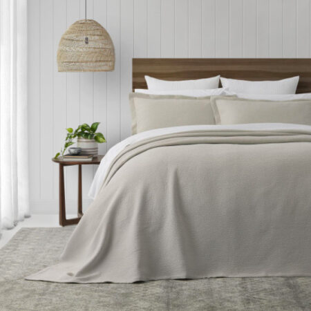 BEDSPREADS, BEDCOVERS & COVERLETS