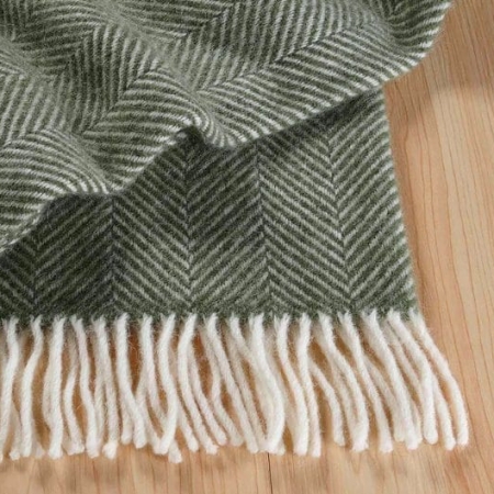 NZ Wool Throw Magnus OLIVE