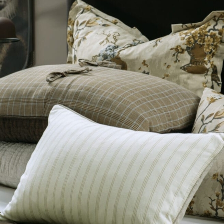 Tobiishi Oatmeal Cushion Reverse