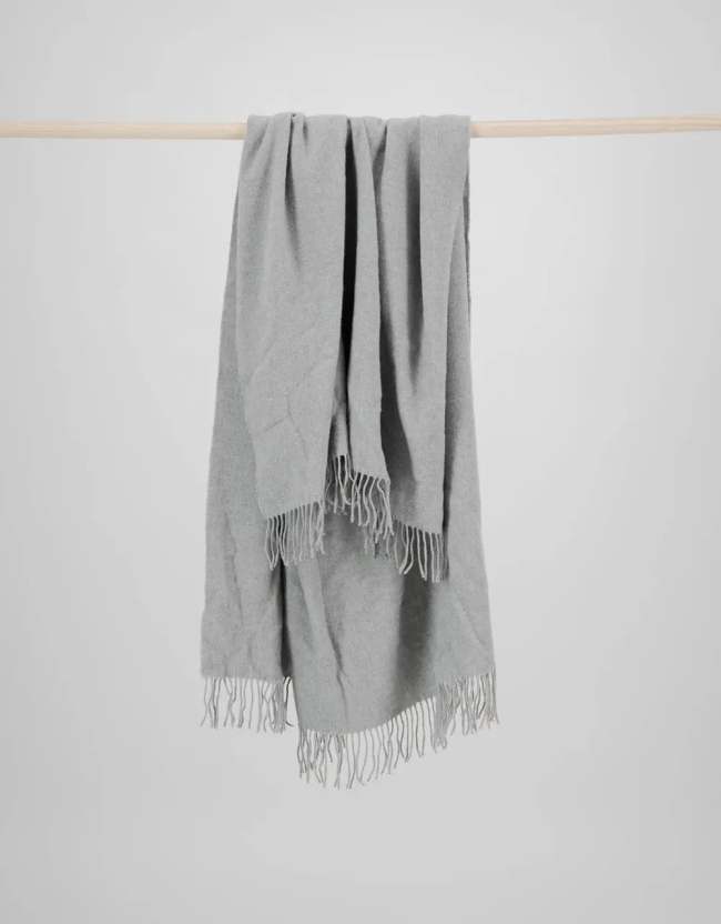 Cashmere & Lambswool Throw | Isle of Omni Cashmere & Lambswool Throw | Isle of Omni