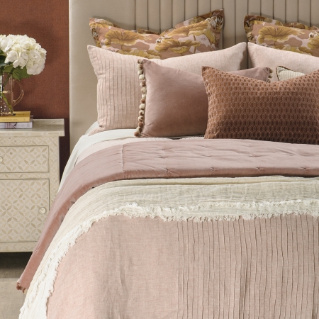 KAIYU Pink Clay Bedspread