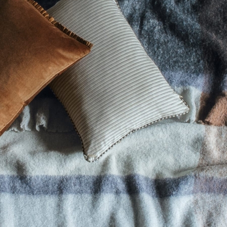 Bivio Wool Throw Graphite/Sienna