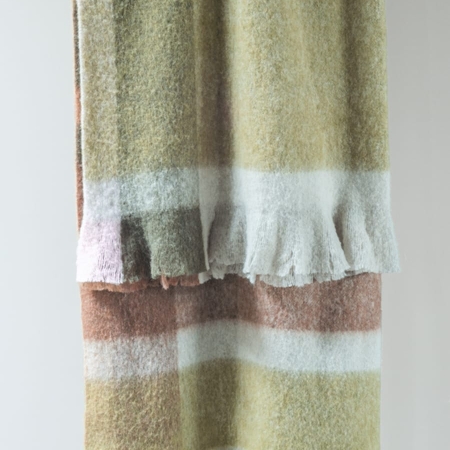 Bivio Wool Throw Moss/Clay.