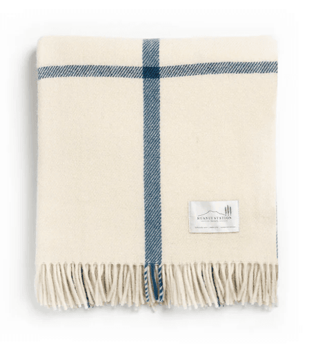NZ Wool Throw Wakarua White | Ruanui