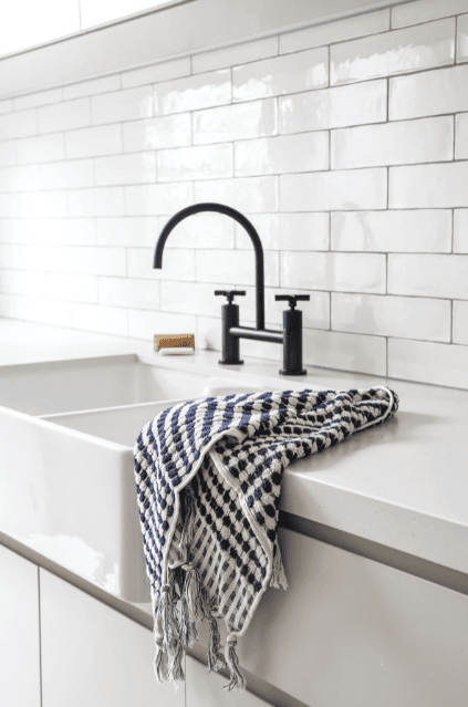 Pompom Turkish Cotton Handtowel | Navy Blue