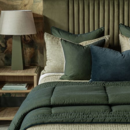 Tobiishi Spruce Comforter Styled