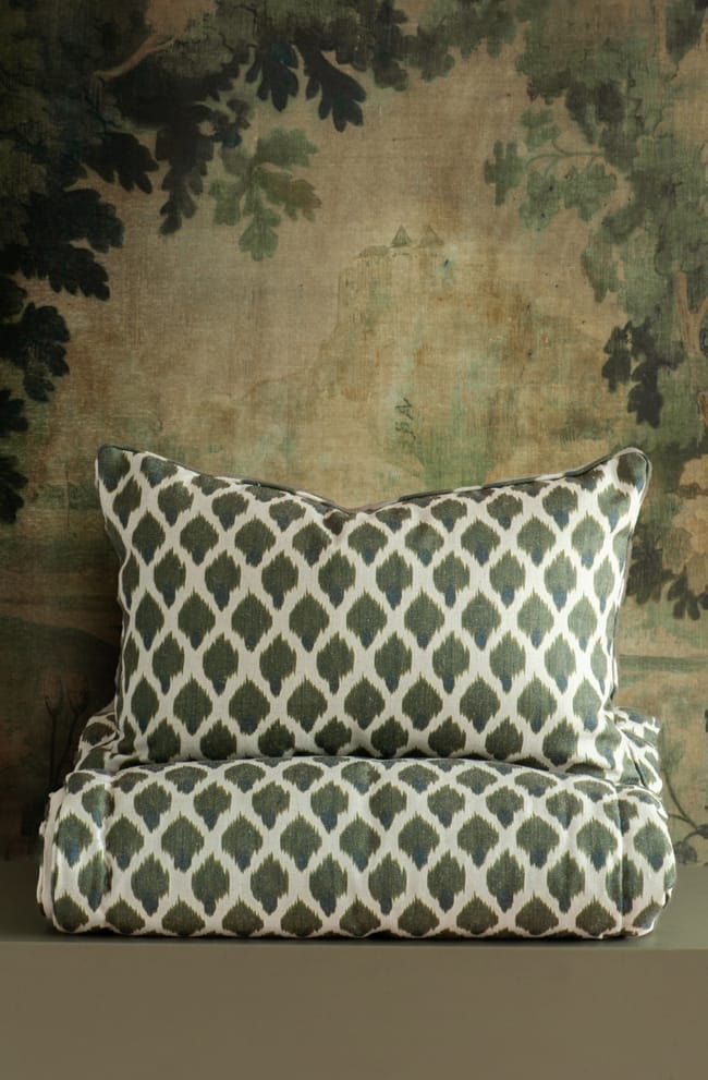 Kasumi Verde Comforter and Cushion Stack WEB